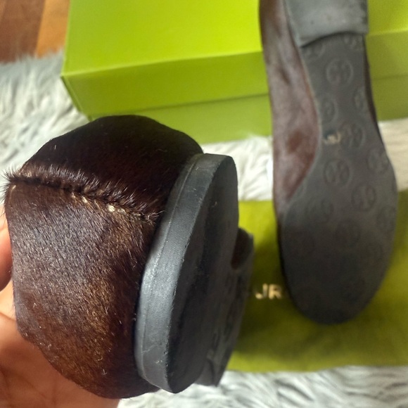 Tory Burch flat real fur size 8 - Picture 3 of 16